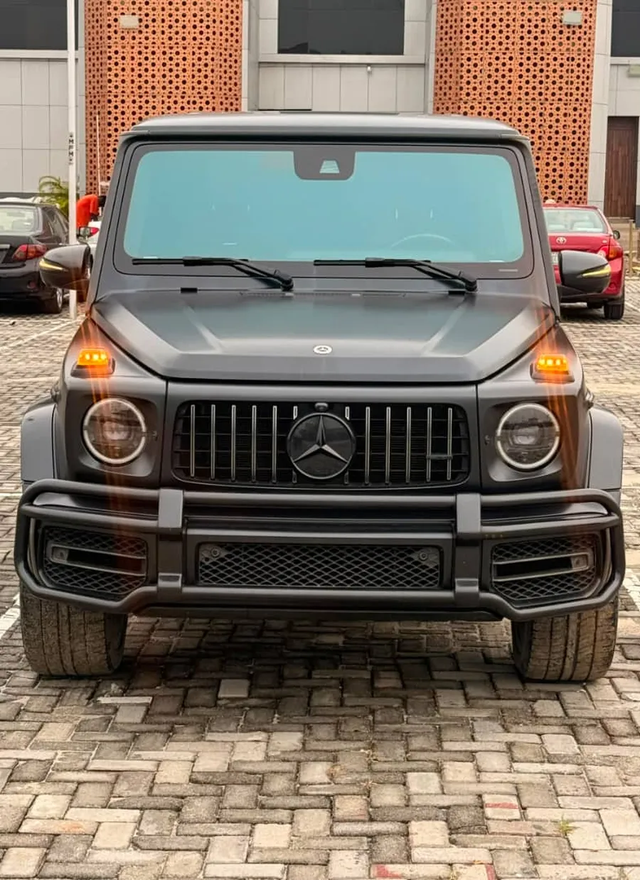 Matte black Mercedes-AMG G63 front view